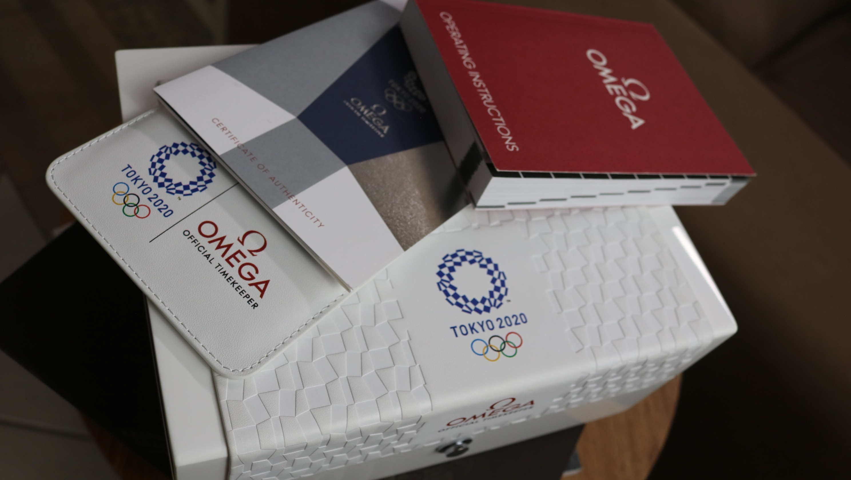 Omega Tokyo Moonnwatch Azul Aço