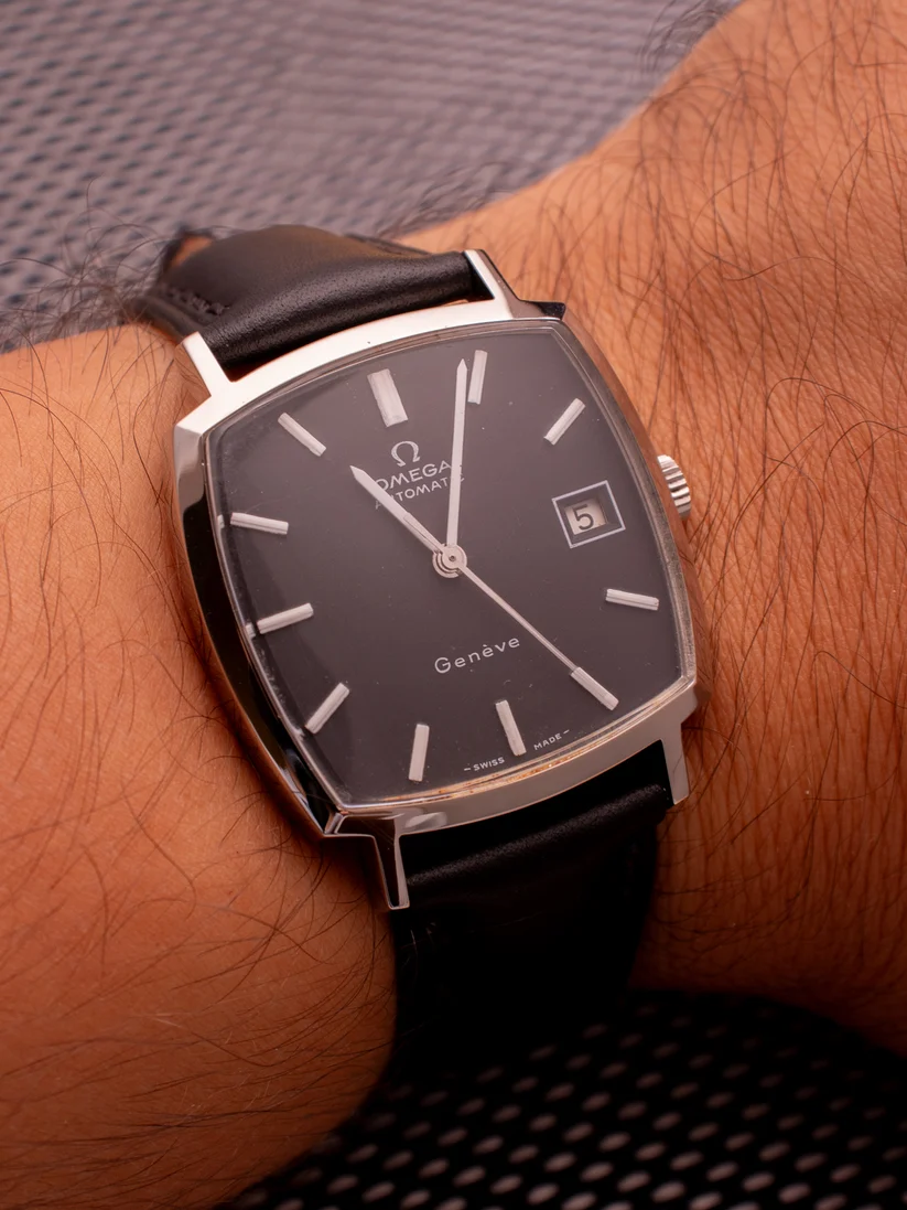 OMEGA GENEVE "TV SHAPE"