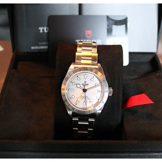 Relógio Tudor Black Bay Pro Branco