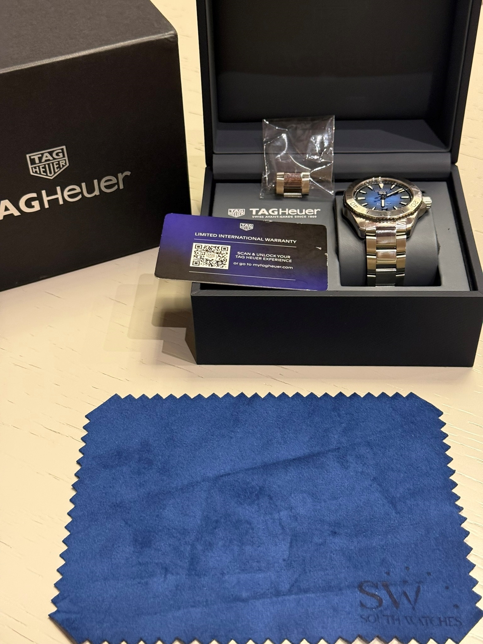 Tag Heuer Aquaracer Date 200