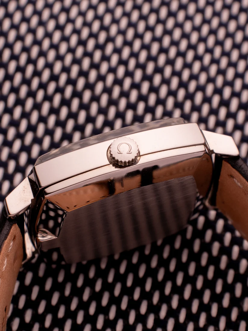 OMEGA GENEVE "TV SHAPE"