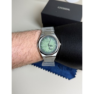 Citizen Zenshin Super Titanium 60 Small Seconds