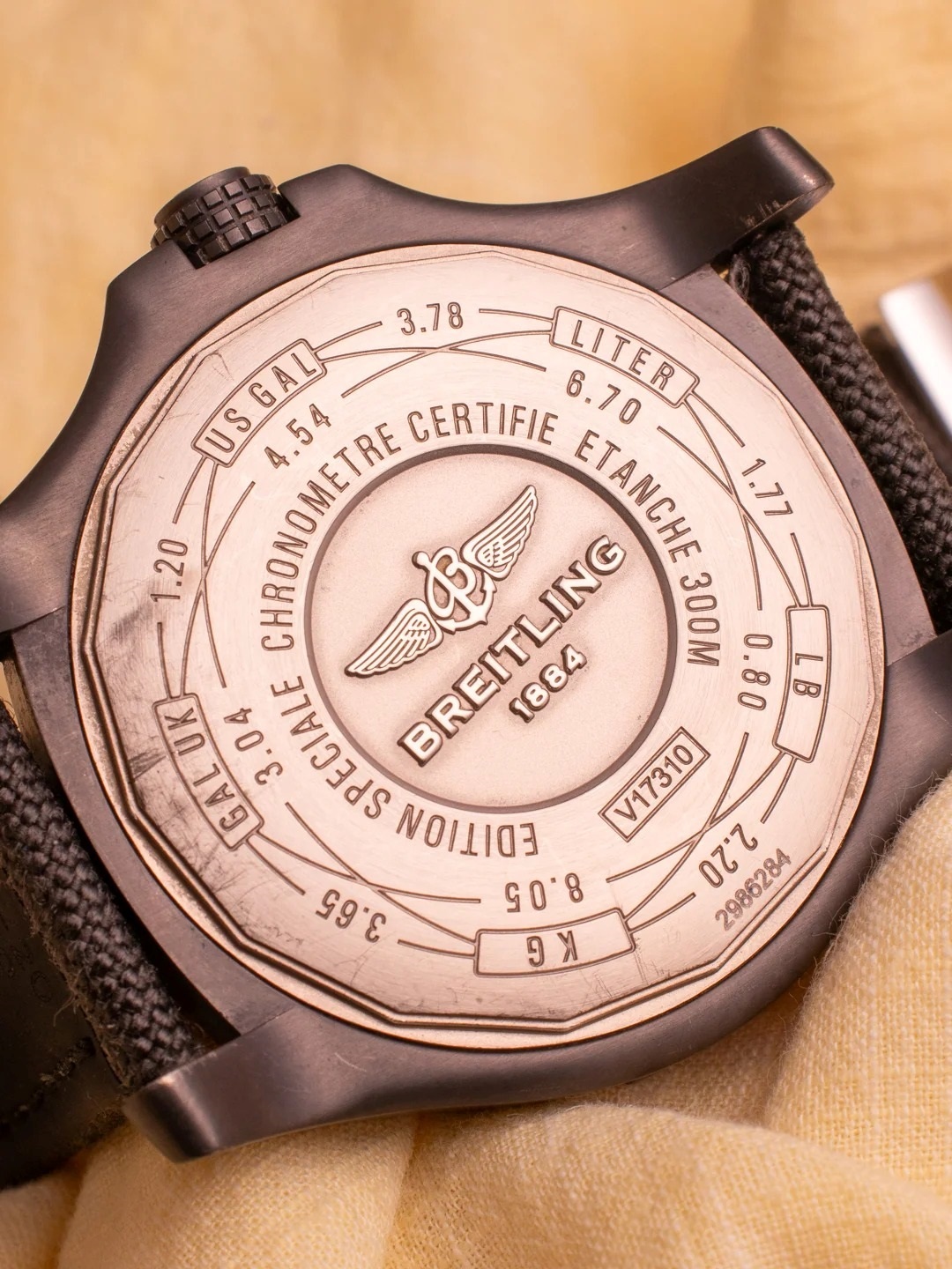 BREITLING AVENGER BLACKBIRD