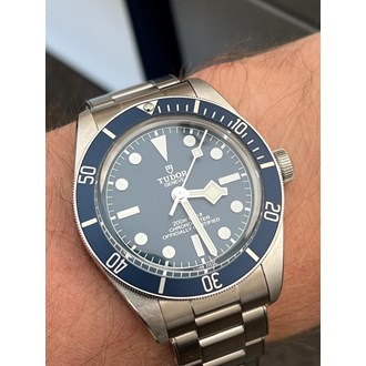 Relógio Tudor Black Bay 58