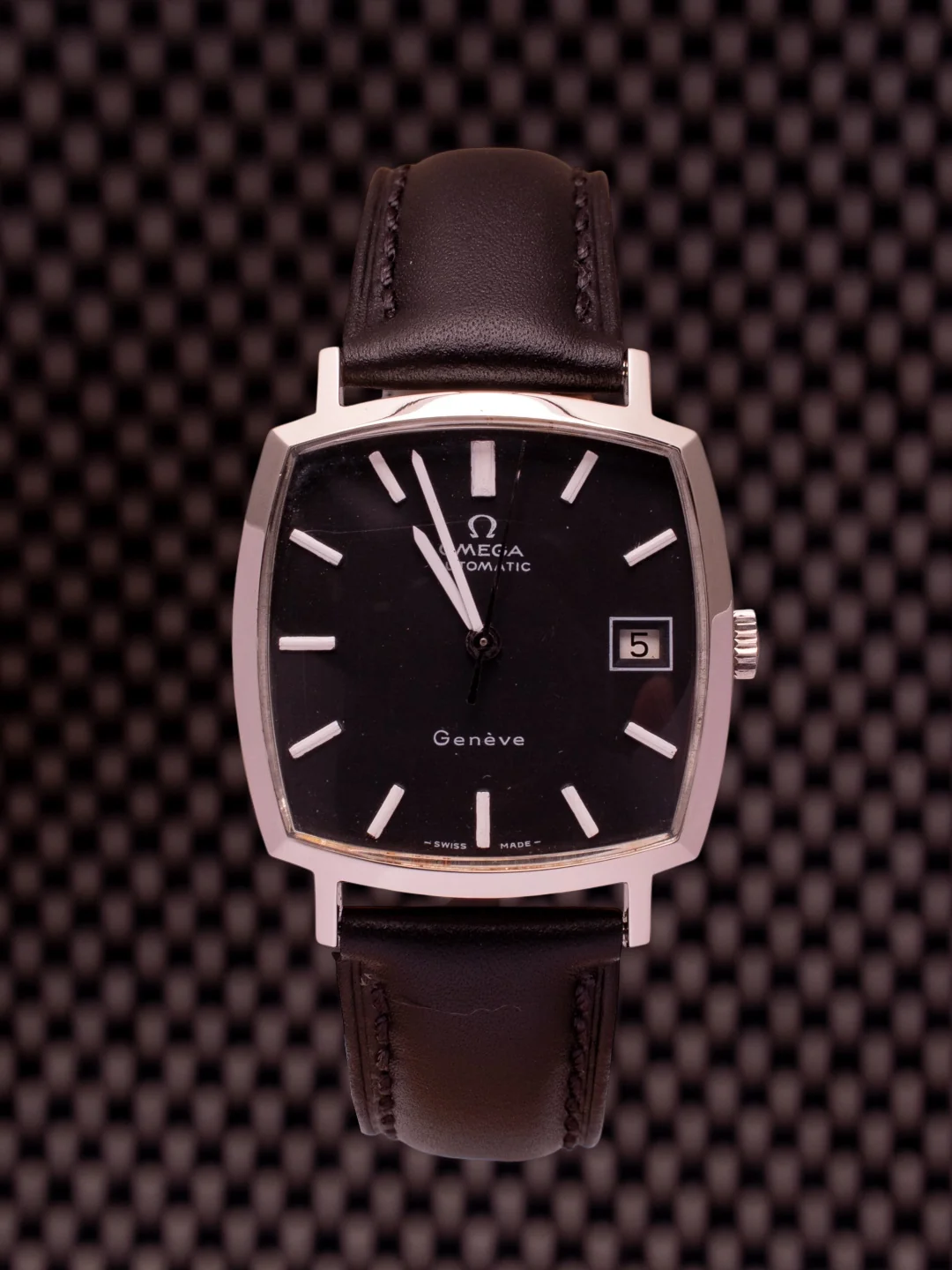 OMEGA GENEVE "TV SHAPE"