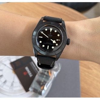 Relógio Tudor Black Bay Ceramic